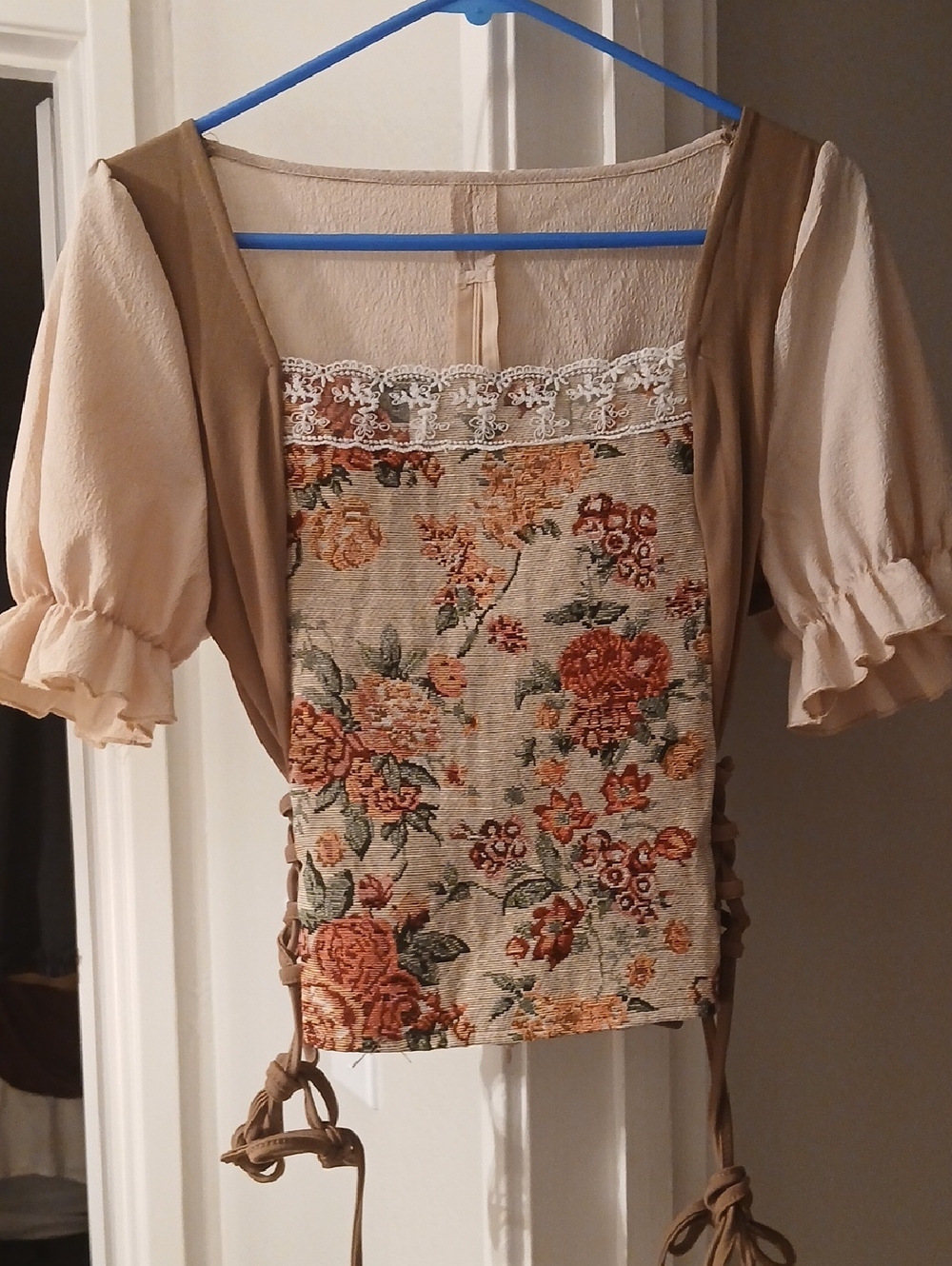 Floral Lace Trim Peasant Top in Beige and Tan